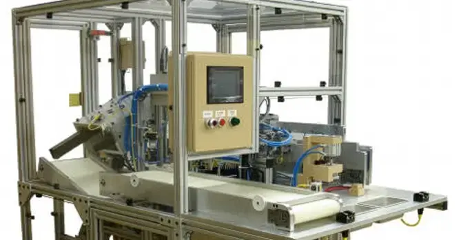 Communicating with customers throughout custom projects