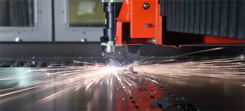 plasma cutting of sheet metal plate